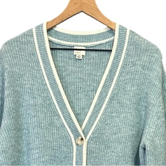 A New Day Light Blue Button-Up V Neck Cardigan Sweater Varsity Oversized Small - Picture 6 of 10